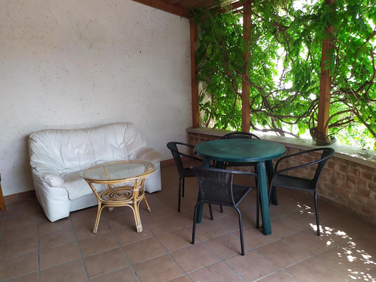 Zoli Apartmanok-Zoli Koelcsey 19 Villa Hajdúszoboszló Exteriör bild