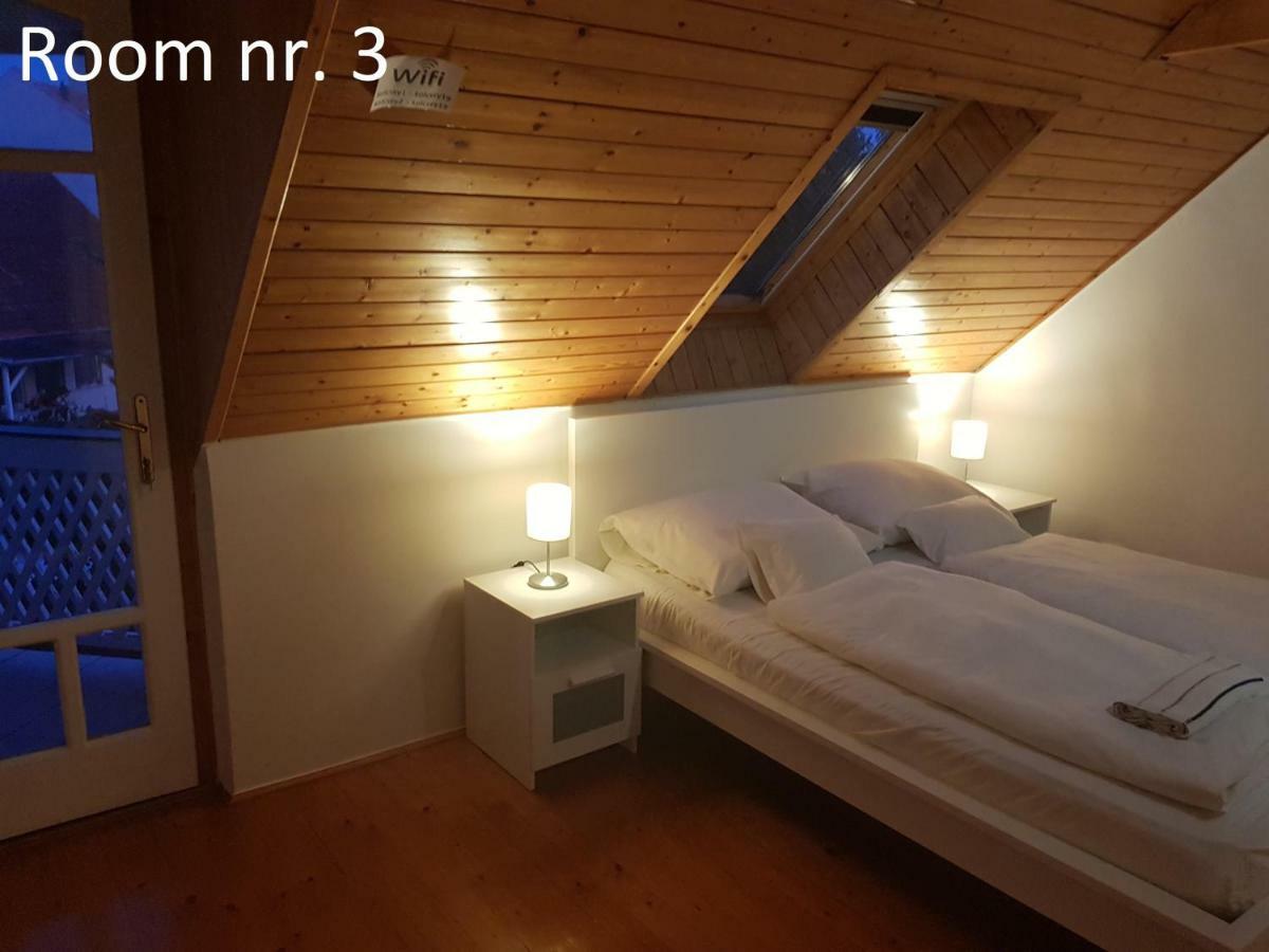 Zoli Apartmanok-Zoli Koelcsey 19 Villa Hajdúszoboszló Exteriör bild