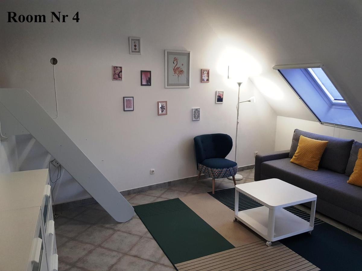 Zoli Apartmanok-Zoli Koelcsey 19 Villa Hajdúszoboszló Exteriör bild